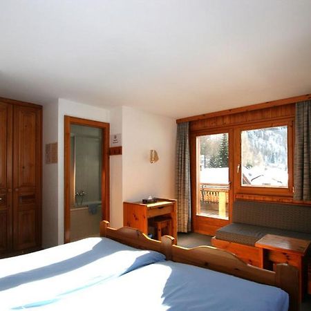 Hotel Garni Les Bouquetins Zinal Exterior photo